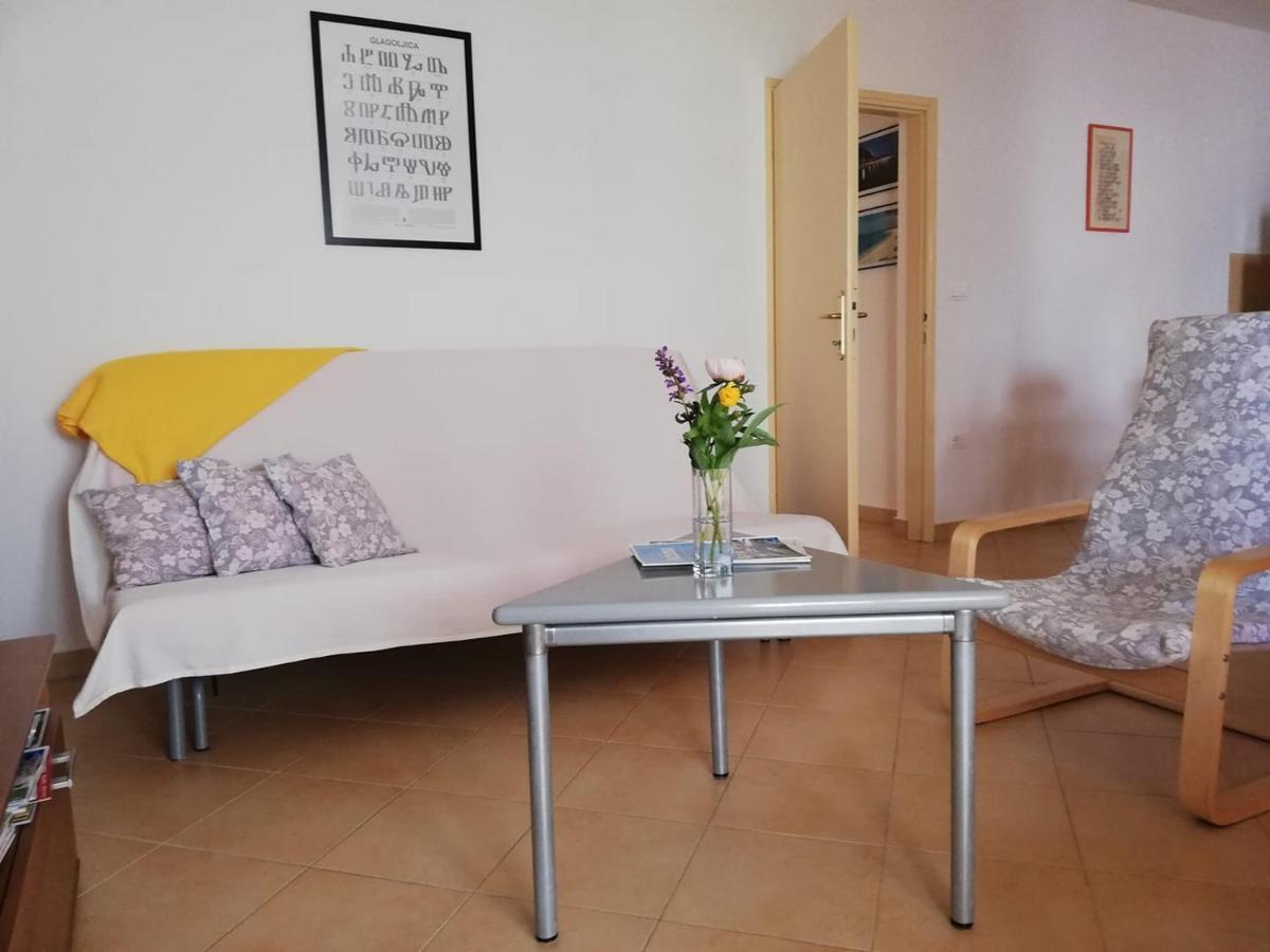 Apartment Suzy With Private Parking 파자나 외부 사진